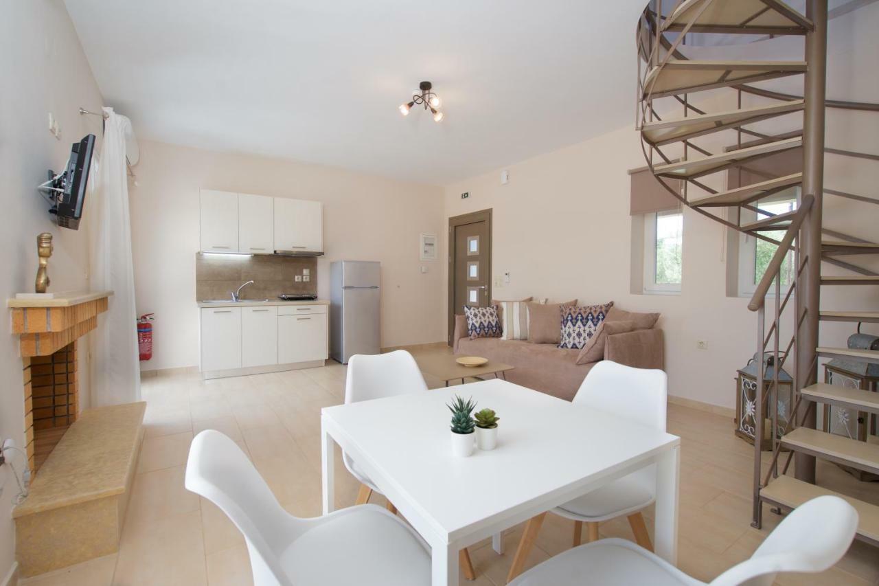 Rose Maisonette Razáta Extérieur photo